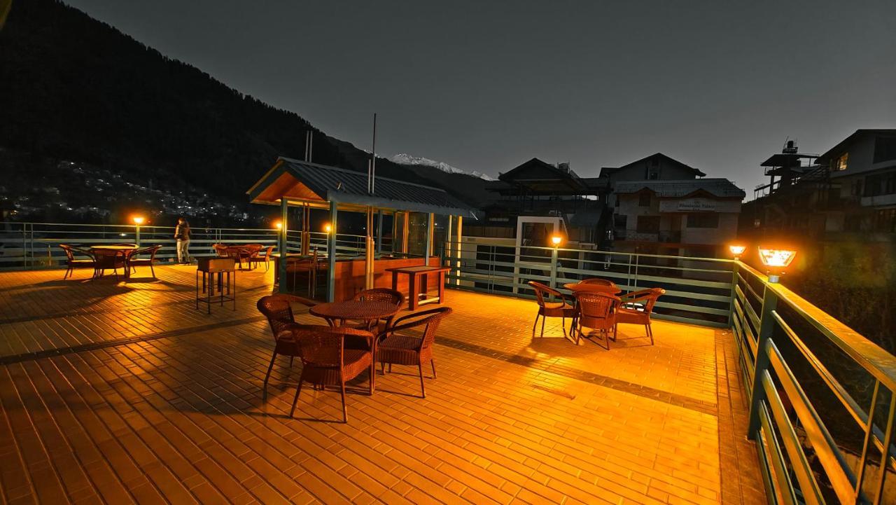 Hotel New Vistas Manāli Esterno foto